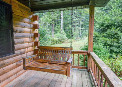 Cougar Cabin - Porch Swing